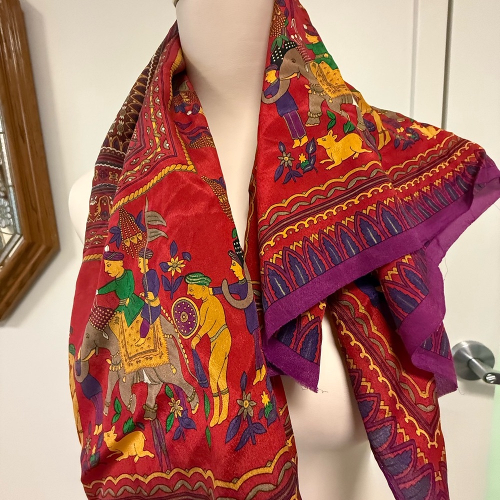 VTG Oscar De La Renta Vibrant Red Tapestry with Elephant Motif - Picture 9 of 13